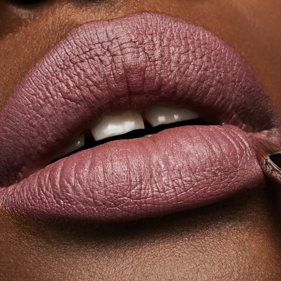 MAC MATTE LIPSTICK                        SOAR (650) Mid-ToneCool Mauve - Picture 3 of 5
